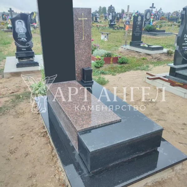 Одинарний пам'ятник 20