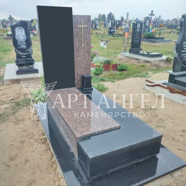 Одинарний пам'ятник 20