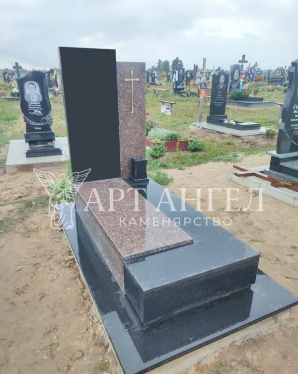 Одинарний пам'ятник 20