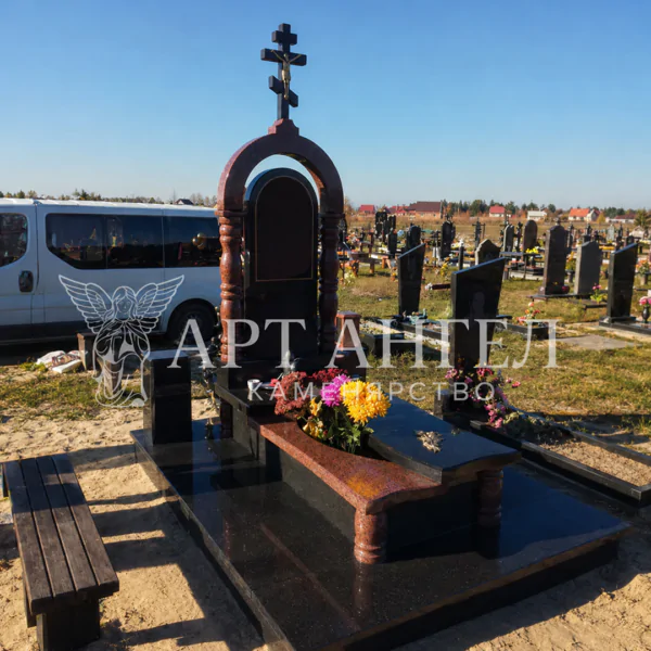 Одинарний пам'ятник 40